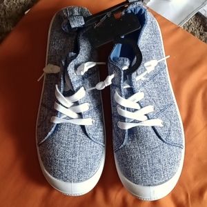 Size 8 women's shoes